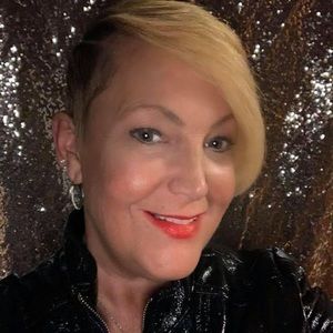 Meet your Posher, Diane